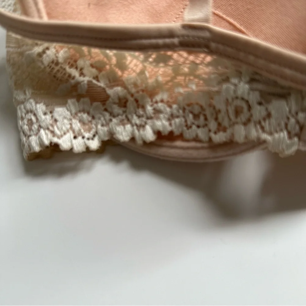 Wacaol Embrace Lace Petite Push Up Underwire Bra, Size 30C - Picture 5 of 13